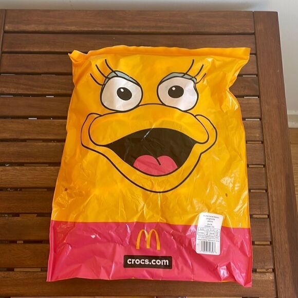 NWT McDonald’s x Crocs Birdie Classic Clog Women Size 8 Men Size 6 (208696-730) - Picture 12 of 12